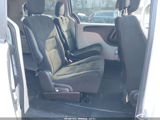 46077818 :رقم المزاد ، 2C4RDGBG3FR624131 vin ، 2015 Dodge Grand Caravan Se مزاد بيع