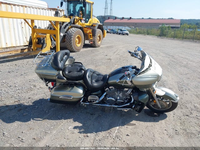 46077837 :رقم المزاد ، JYAVP04E41A004857 vin ، 2001 Yamaha Xvz13 Tf مزاد بيع