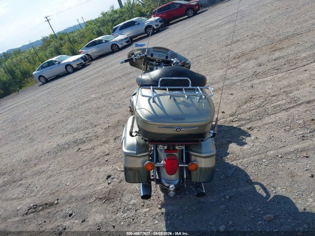 46077837 :رقم المزاد ، JYAVP04E41A004857 vin ، 2001 Yamaha Xvz13 Tf مزاد بيع