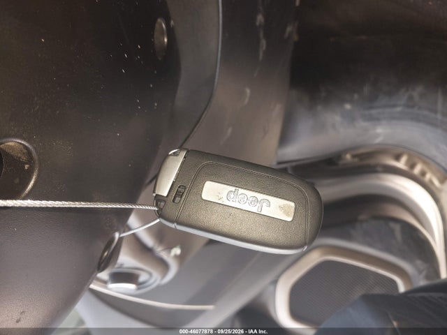 Продажа на аукционе авто 2017 Jeep Renegade Latitude Fwd, vin: ZACCJABB9HPG25758, номер лота: 46077878