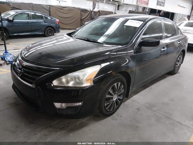 Nissan Altima 2.5 S 2015 1N4AL3APXFC209719 Image 2
