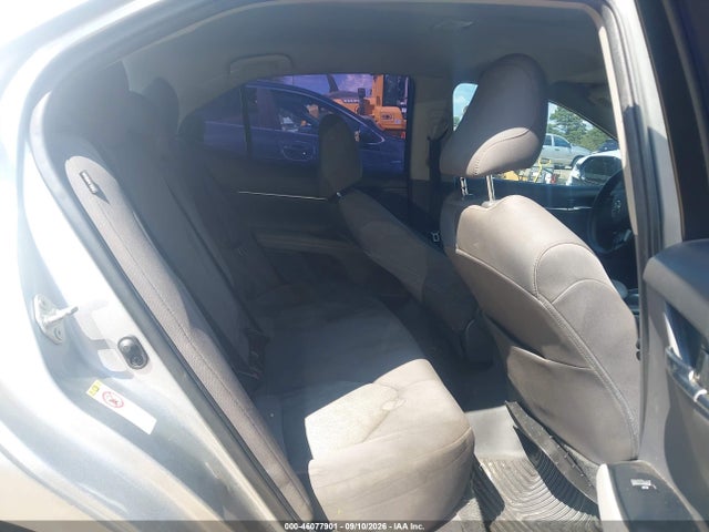 Toyota CAMRY LE 2018 4T1B11HK2JU100365 Image 8