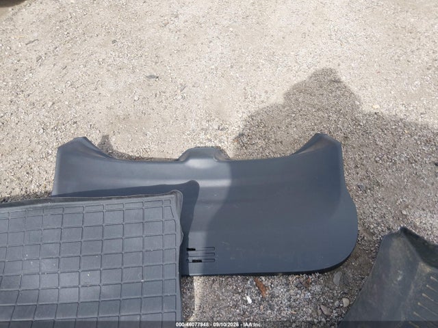 46077948 :رقم المزاد ، 5N1AT2MN0GC807460 vin ، 2016 Nissan Rogue S مزاد بيع
