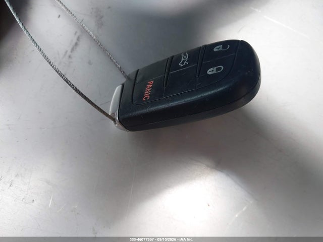 46077997 :رقم المزاد ، 2C3CCABG0MH529135 vin ، 2021 Chrysler 300 300s مزاد بيع