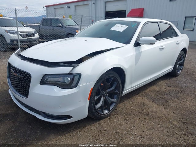 46077997 :رقم المزاد ، 2C3CCABG0MH529135 vin ، 2021 Chrysler 300 300s مزاد بيع