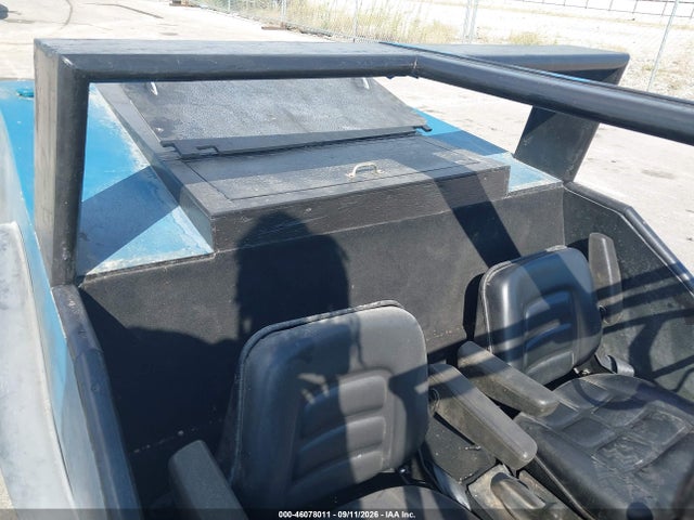 46078011 :رقم المزاد ، 2924443 vin ، 1960 Volkswagen Karmann Ghia مزاد بيع