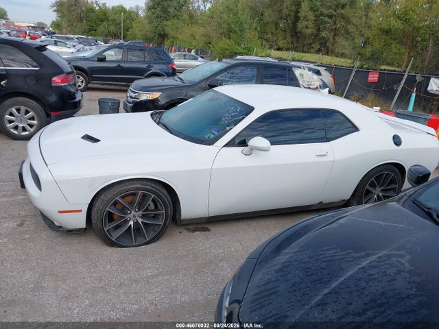 Продаж на аукціоні авто 2015 Dodge Challenger Sxt Plus, vin: 2C3CDZBG8FH775252, номер лоту: 46078032