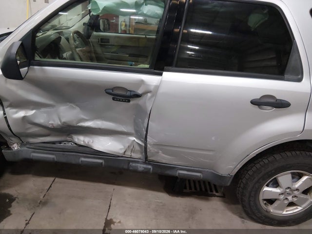 46078043 :رقم المزاد ، 1FMCU0DGXBKA27539 vin ، 2011 Ford Escape Xlt مزاد بيع