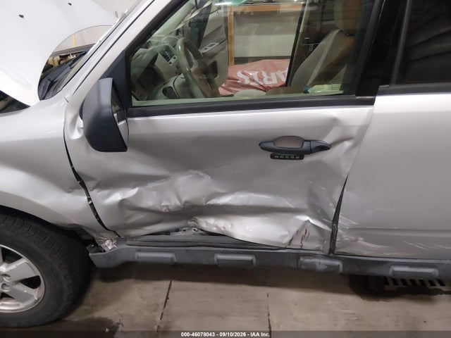 46078043 :رقم المزاد ، 1FMCU0DGXBKA27539 vin ، 2011 Ford Escape Xlt مزاد بيع