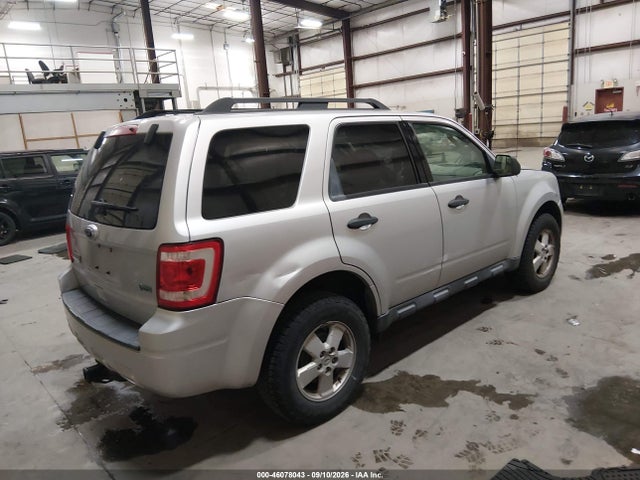 46078043 :رقم المزاد ، 1FMCU0DGXBKA27539 vin ، 2011 Ford Escape Xlt مزاد بيع