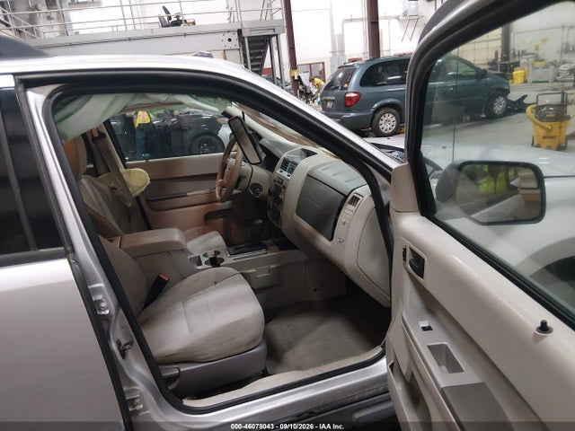 46078043 :رقم المزاد ، 1FMCU0DGXBKA27539 vin ، 2011 Ford Escape Xlt مزاد بيع