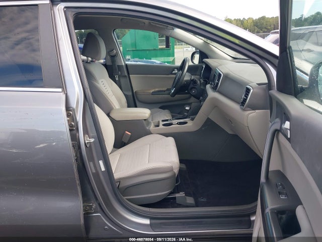 Продажа на аукционе авто 2017 Kia Sportage Lx, vin: KNDPMCAC4H7033163, номер лота: 46078054