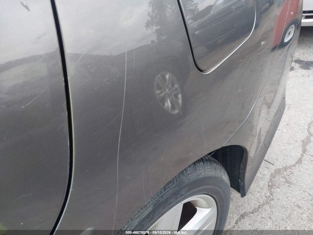 46078076 :رقم المزاد ، 4T1BF1FK5EU427496 vin ، 2014 Toyota Camry Se مزاد بيع