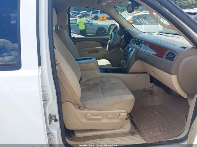 46078089 :رقم المزاد ، 1GKS1AE00BR335489 vin ، 2011 Gmc Yukon Sle مزاد بيع