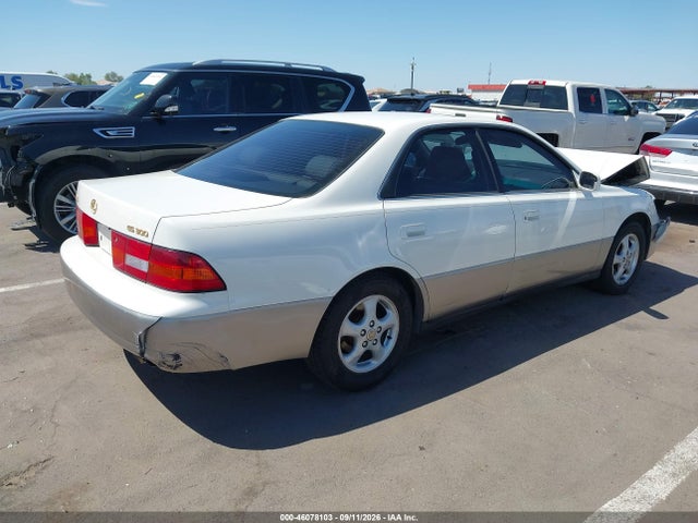 46078103 :رقم المزاد ، JT8BF28G7W0142633 vin ، 1998 Lexus Es 300 مزاد بيع