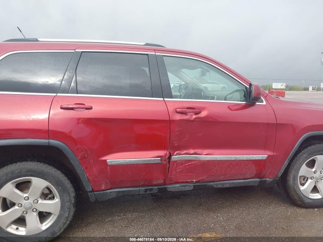 2013 Jeep Grand Cherokee Laredo მანქანა იყიდება აუქციონზე, vin: 1C4RJFAT7DC545780, აუქციონის ნომერი: 46078184