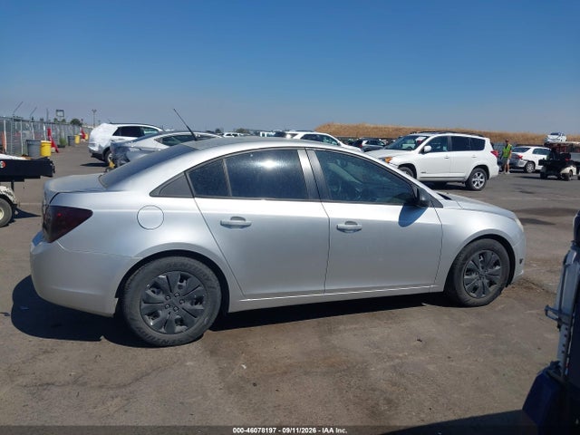 Продажа на аукционе авто 2013 Chevrolet Cruze Ls Auto, vin: 1G1PA5SG7D7108351, номер лота: 46078197