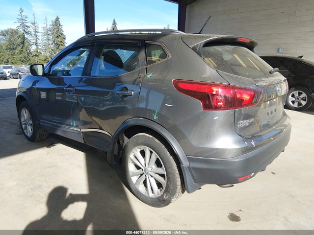 2018 Nissan Rogue Sport Sv მანქანა იყიდება აუქციონზე, vin: JN1BJ1CR1JW260365, აუქციონის ნომერი: 46078213
