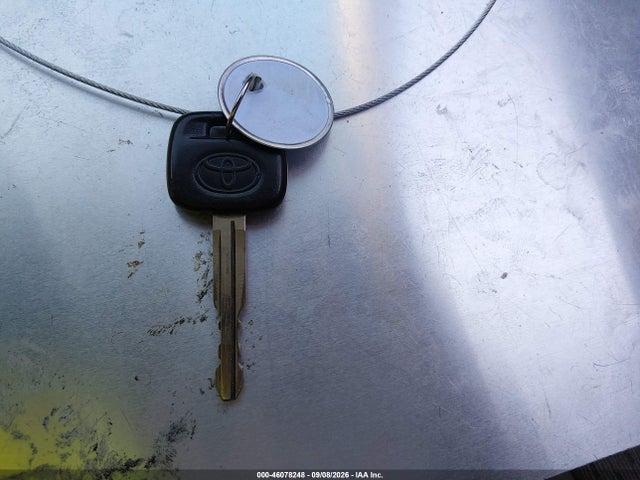 46078248 :رقم المزاد ، 4T1BE32KX3U192658 vin ، 2003 Toyota Camry Le مزاد بيع