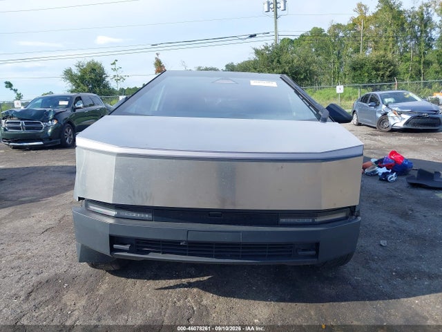 Tesla Cybertruck All-wheel Drive 2024 7G2CEHED6RA053707 Image 11