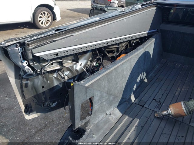 Tesla Cybertruck All-wheel Drive 2024 7G2CEHED6RA053707 Image 6