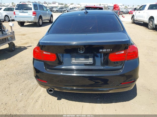 Продажа на аукционе авто 2015 Bmw 320i, vin: WBA3B1C56FK141296, номер лота: 46078289