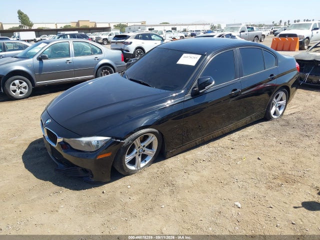 Продажа на аукционе авто 2015 Bmw 320i, vin: WBA3B1C56FK141296, номер лота: 46078289
