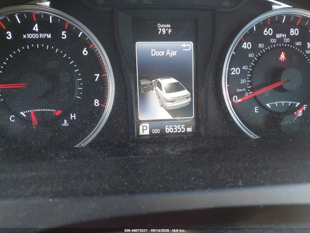 46078321 :رقم المزاد ، 4T1BF1FK6FU091603 vin ، 2015 Toyota Camry Se مزاد بيع