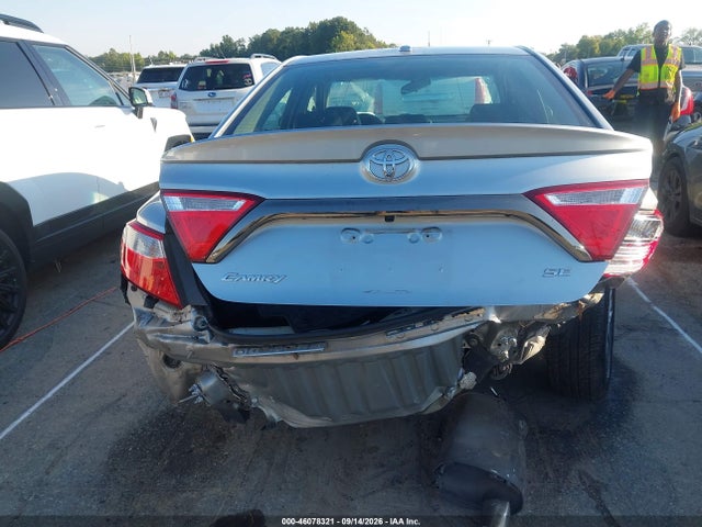 46078321 :رقم المزاد ، 4T1BF1FK6FU091603 vin ، 2015 Toyota Camry Se مزاد بيع