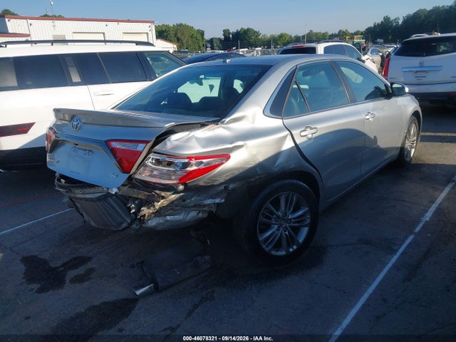 46078321 :رقم المزاد ، 4T1BF1FK6FU091603 vin ، 2015 Toyota Camry Se مزاد بيع