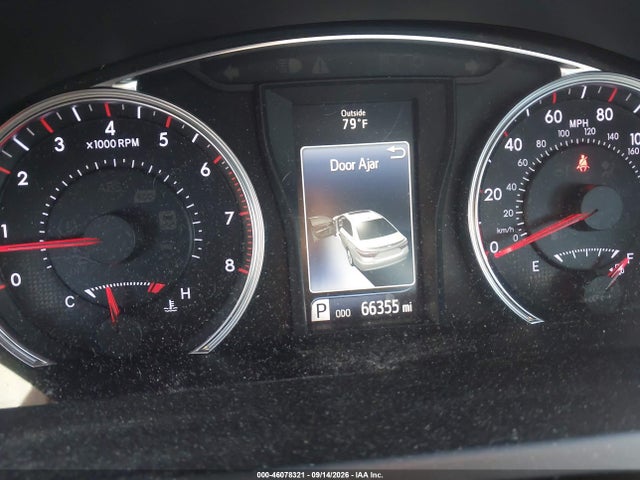 46078321 :رقم المزاد ، 4T1BF1FK6FU091603 vin ، 2015 Toyota Camry Se مزاد بيع