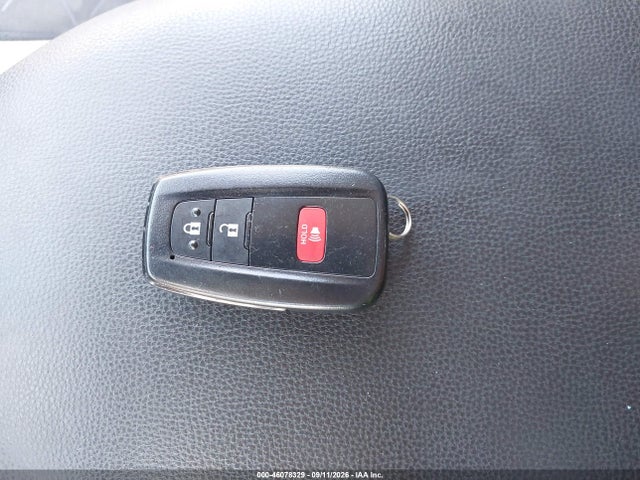 46078329 :رقم المزاد ، 2T3W1RFV4MW147406 vin ، 2021 Toyota Rav4 Xle مزاد بيع