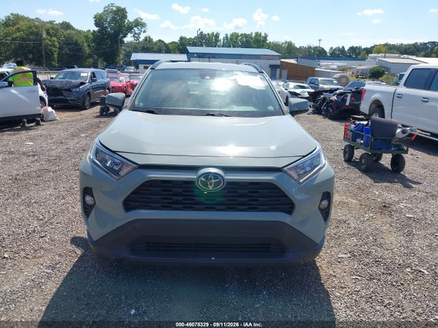 46078329 :رقم المزاد ، 2T3W1RFV4MW147406 vin ، 2021 Toyota Rav4 Xle مزاد بيع