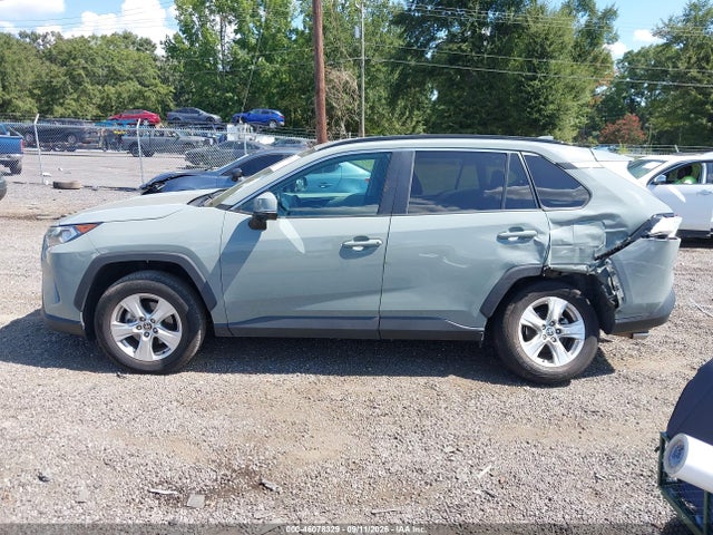 46078329 :رقم المزاد ، 2T3W1RFV4MW147406 vin ، 2021 Toyota Rav4 Xle مزاد بيع