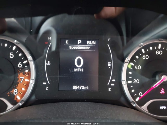 2018 Jeep Renegade Sport 4x4 მანქანა იყიდება აუქციონზე, vin: ZACCJBAB7JPJ50587, აუქციონის ნომერი: 46078365