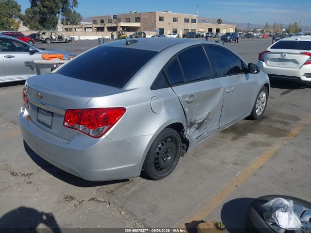 1G1PA5SGXF7272177 Chevrolet Cruze Ls Auto