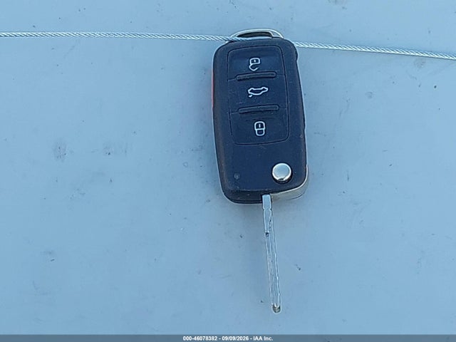 Продаж на аукціоні авто 2015 Volkswagen Beetle 1.8t, vin: 3VWJ07AT1FM622874, номер лоту: 46078382