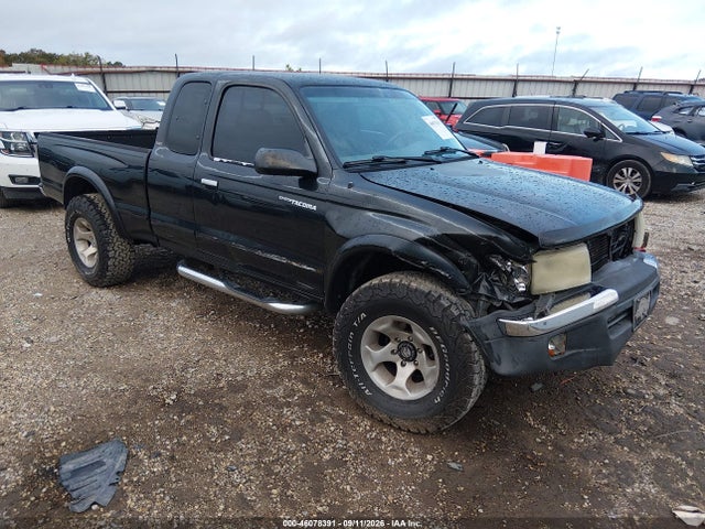 Auction sale of the 2000 Toyota Tacoma Base V6, vin: 5TEWN72N2YZ713085, lot number: 46078391