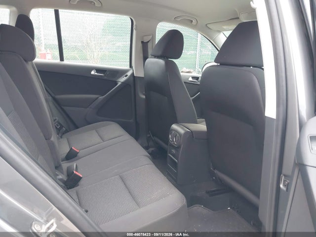 Продаж на аукціоні авто 2018 Volkswagen Tiguan Limited 2.0t, vin: WVGBV7AX3JK003944, номер лоту: 46078423