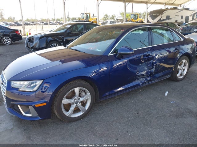 Продаж на аукціоні авто 2019 Audi A4 45 Premium, vin: WAUDNAF40KA013439, номер лоту: 46078466