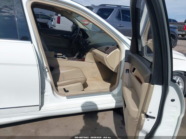 46078482 :رقم المزاد ، WDDGF8BBXBR182126 vin ، 2011 Mercedes-benz C 300 Sport 4matic مزاد بيع