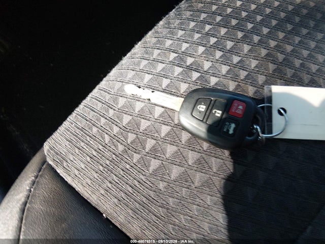 46078515 :رقم المزاد ، 4T1BF1FK2EU422577 vin ، 2014 Toyota Camry Se مزاد بيع
