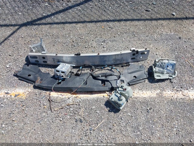 46078602 :رقم المزاد ، JTDKN3DU8F1885267 vin ، 2015 Toyota Prius Three مزاد بيع