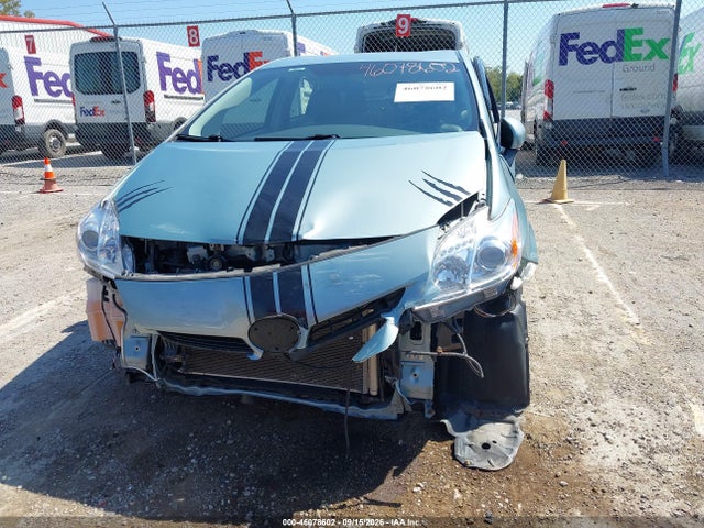 46078602 :رقم المزاد ، JTDKN3DU8F1885267 vin ، 2015 Toyota Prius Three مزاد بيع