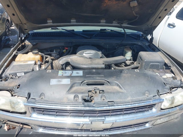 46078697 :رقم المزاد ، 1GNEC13Z32R135105 vin ، 2002 Chevrolet Tahoe Ls مزاد بيع