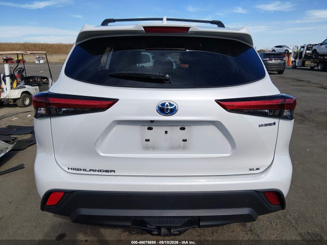 2022 Toyota Highlander Hybrid Xle მანქანა იყიდება აუქციონზე, vin: 5TDHBRCH3NS553300, აუქციონის ნომერი: 46078698