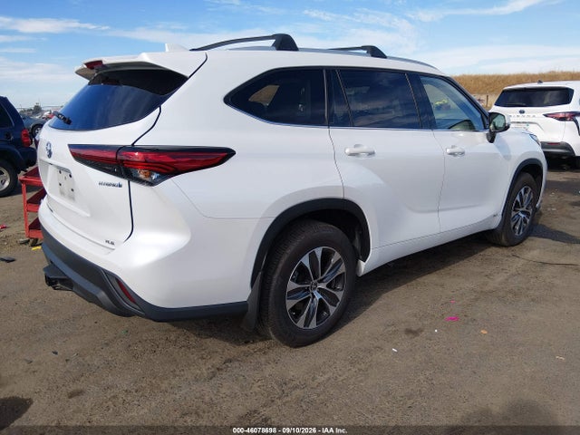 2022 Toyota Highlander Hybrid Xle მანქანა იყიდება აუქციონზე, vin: 5TDHBRCH3NS553300, აუქციონის ნომერი: 46078698