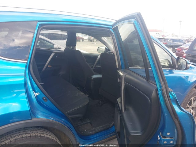 Aukcja sprzedaży 2017 Toyota Rav4 Xle, vin: JTMRFREV4HJ171953, numer aukcji: 46078699