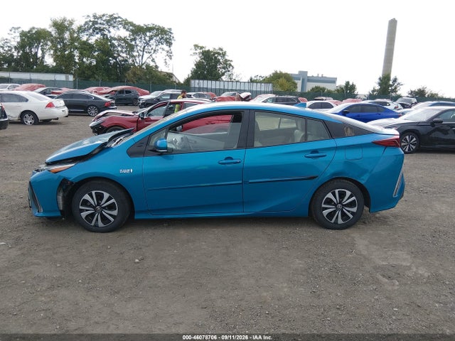 2018 Toyota Prius Prime Plus მანქანა იყიდება აუქციონზე, vin: JTDKARFPXJ3098520, აუქციონის ნომერი: 46078706
