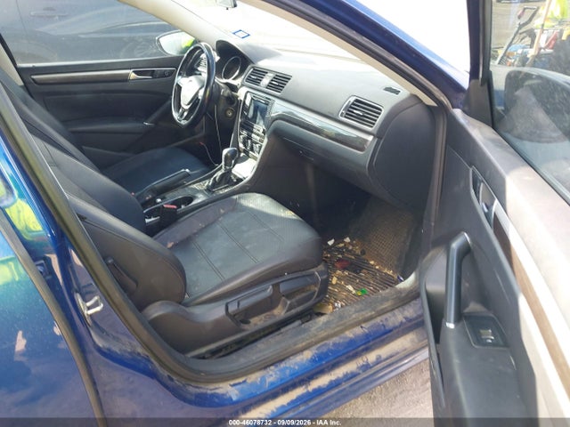 2016 Volkswagen Passat 1.8t Se მანქანა იყიდება აუქციონზე, vin: 1VWBS7A32GC023726, აუქციონის ნომერი: 46078732